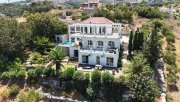 Kournas MIT VIDEO - Kreta, Kournas: Luxusvilla mit Panorama-Meerblick und drei Apartments zu verkaufen Haus kaufen